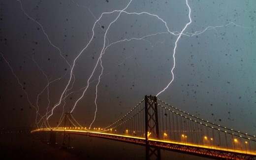 Click to enlarge Upward lightning