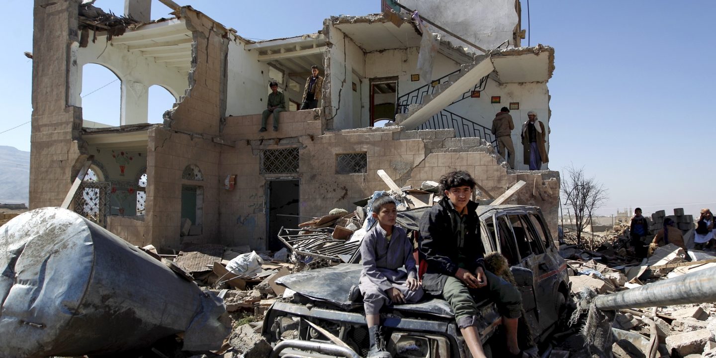 yemen kids building