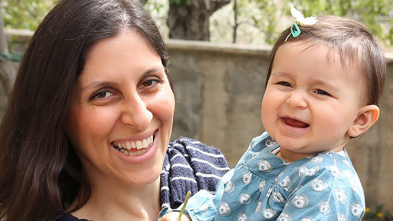 Nazanin Zaghari-Ratcliffe (L) posing for a photograph with her daughter Gabriella  AFP Boris Johnson