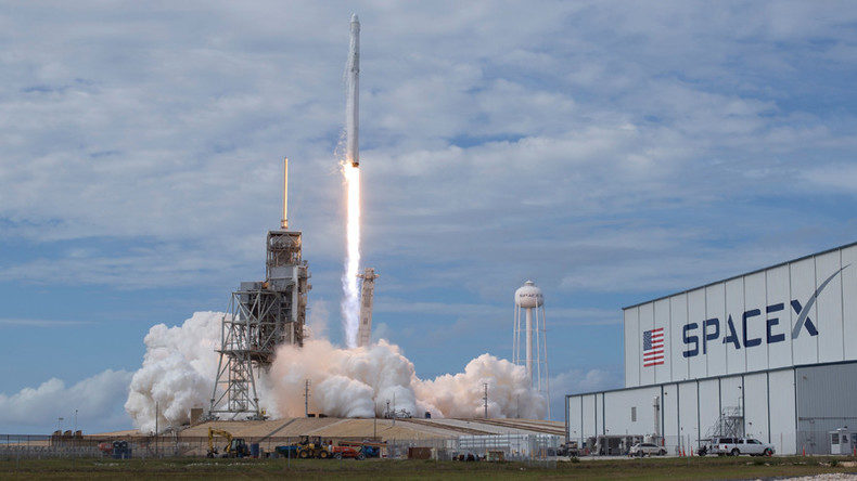 Click to enlarge SpaceX rocket