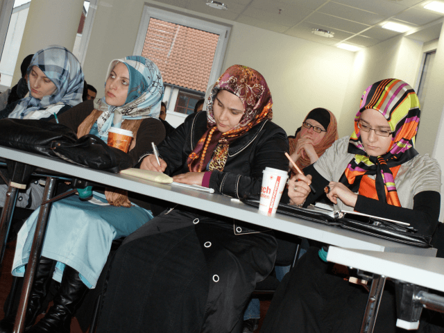 Click to enlarge muslim students