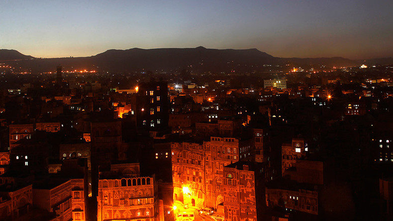 Click to enlarge saudi strikes yemen capital