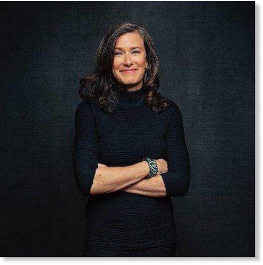 Click to enlarge Amy Siskind