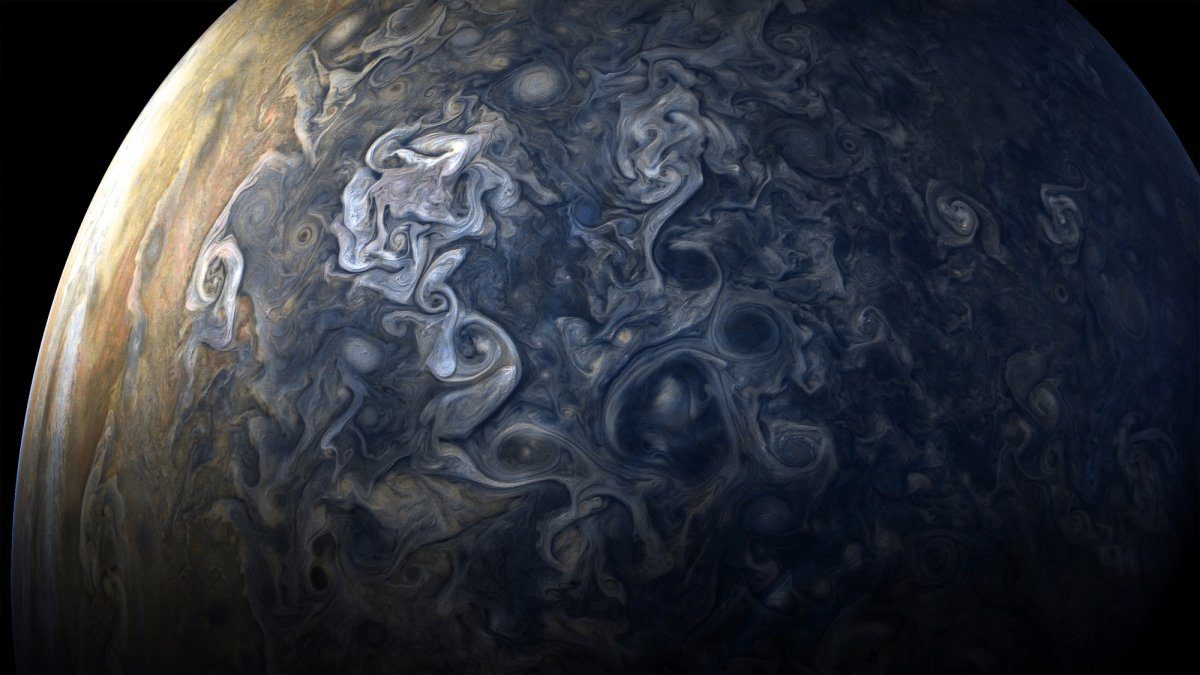 Click to enlarge Jupiter flyby 2017