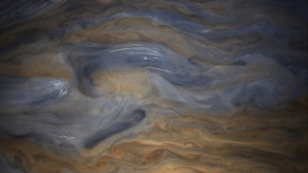 Click to enlarge Jupiter flyby 2017