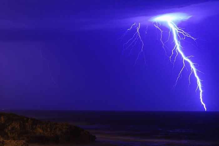 Click to enlarge Perth lightning