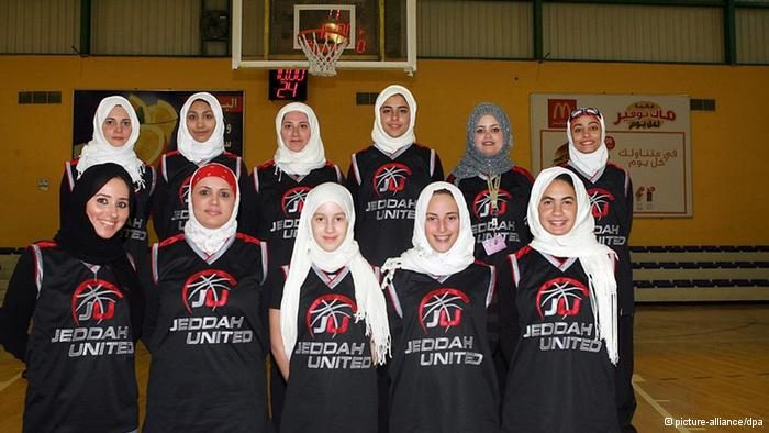 Jeddah United team pose for a photo before their match with Sadad in the first women's basketball tournament