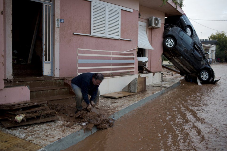 At least 14 dead after ‘Biblical’ flash floods in Greece (PHOTO, VIDEO) Nov 2017