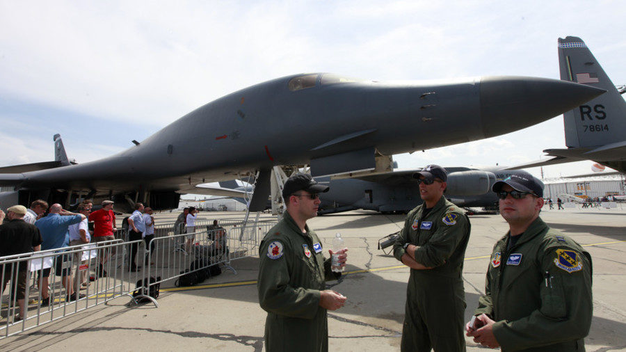 B-1 bomber