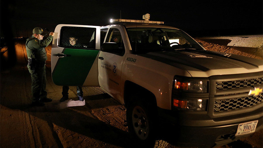 Click to enlarge border patrol immigrant