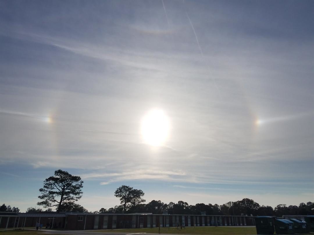 Click to enlarge Southern Mississippi sundogs