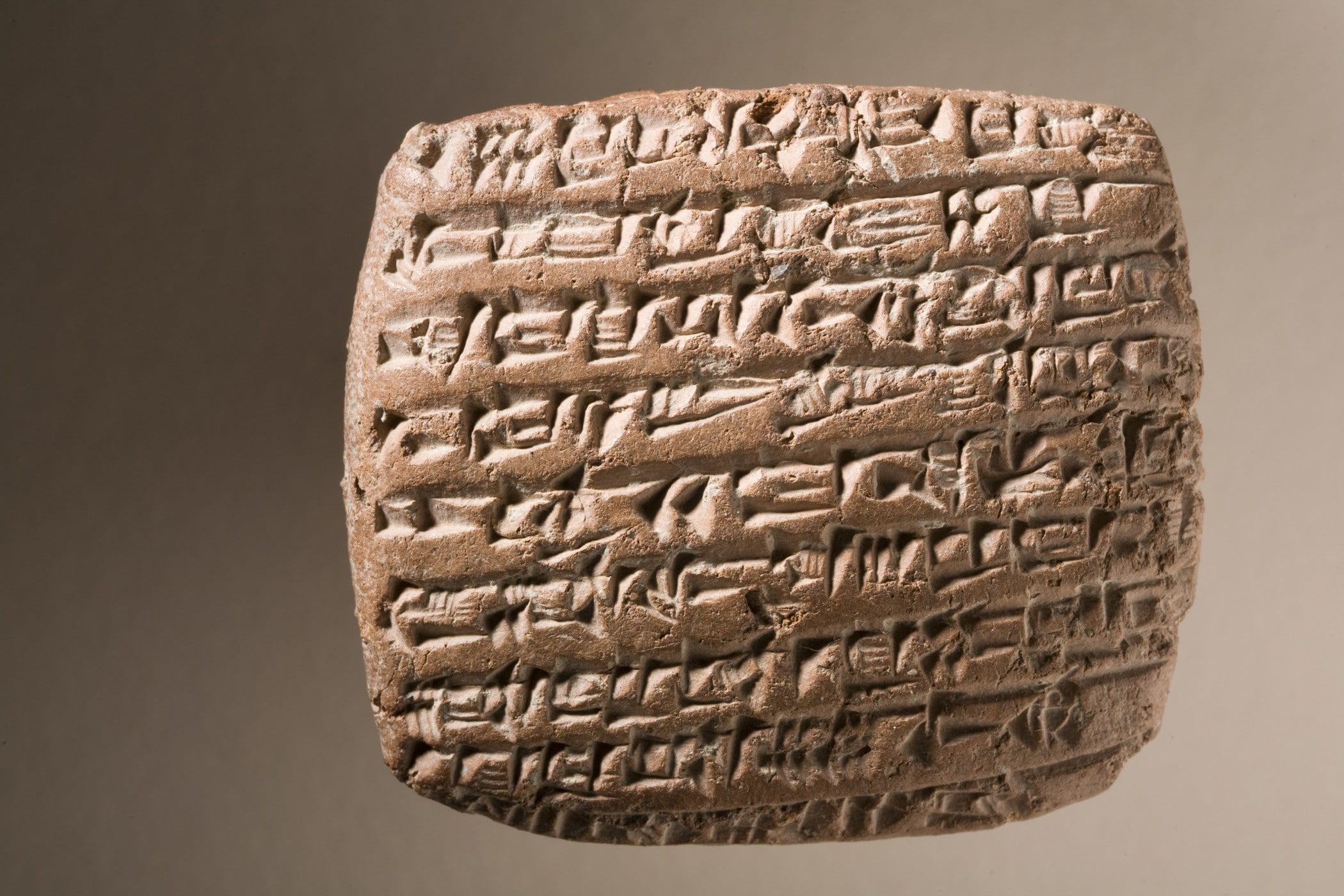 Click to enlarge clay tablet with cuneiform