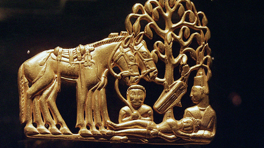 Scythian gold statue