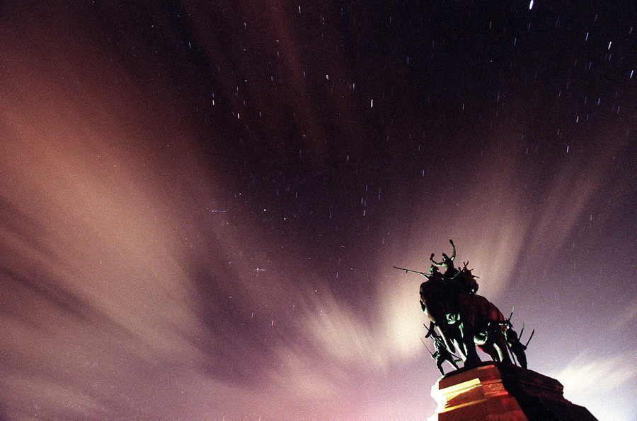 Click to enlarge Leonid Meteor 2