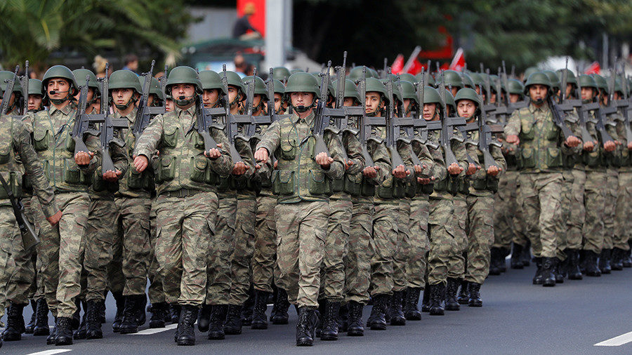 Turkish soldiers