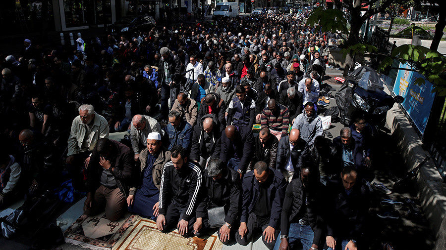 muslim prayer