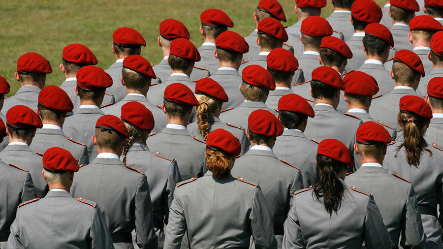 Click to enlarge german soldiers