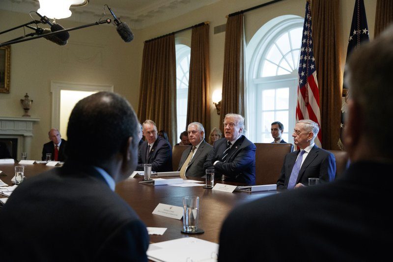 Trump cabinet meeting