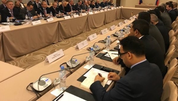 Venezuelan and Russian officials meet in Sochi