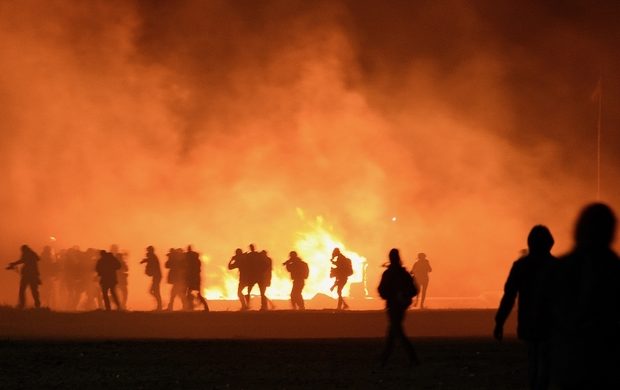 Calais migrant camp fire