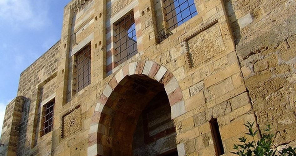 Click to enlarge old palestinian building
