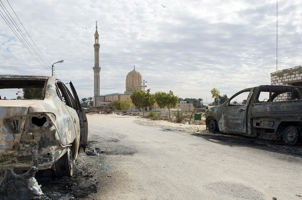 Click to enlarge al-rawda mosque outside