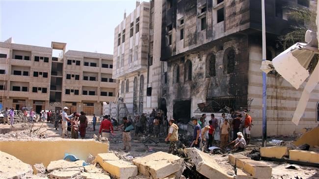 bomb Aden Yemen