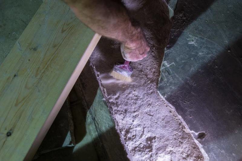 Click to enlarge tomb of jesus