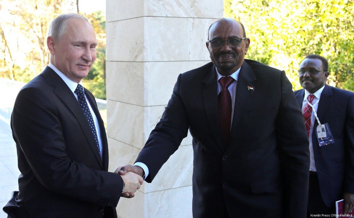 Click to enlarge putin sudanese president
