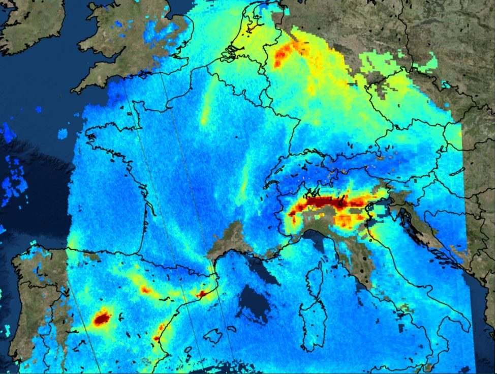 Click to enlarge SENTINEL-5P SEES NITROGEN DIOXIDE OVER EUROPE