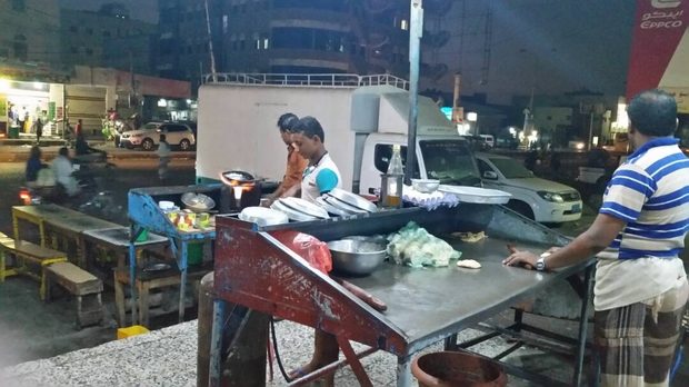 Click to enlarge Yemen saudi arabia siege food