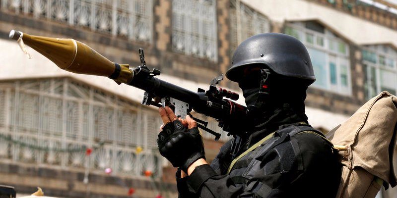 Click to enlarge Houthi rebels