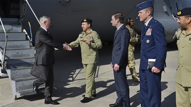 Click to enlarge James Mattis arrives in Islamabad