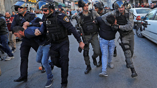 Click to enlarge Palestinian protesters