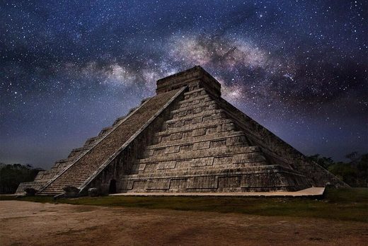 Click to enlarge El Castillo, Mexico