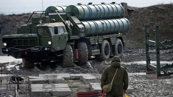 Click to enlarge S-400 air defense system