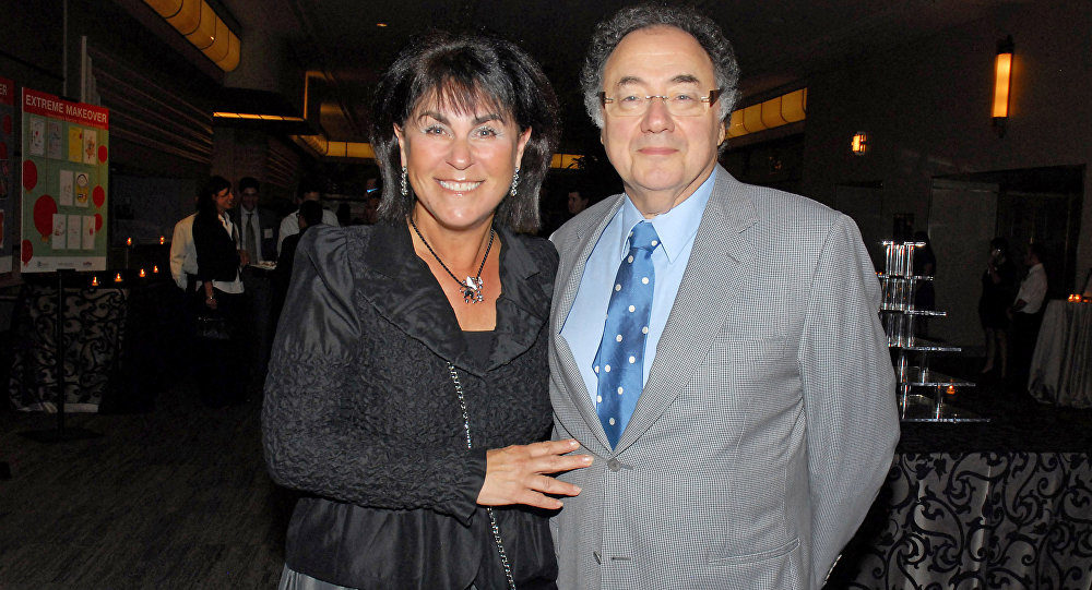 Click to enlarge Barry and Honey Sherman