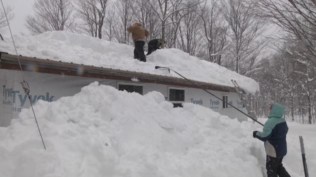 Click to enlarge Snow in upstate New York