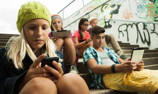 French students cell phones