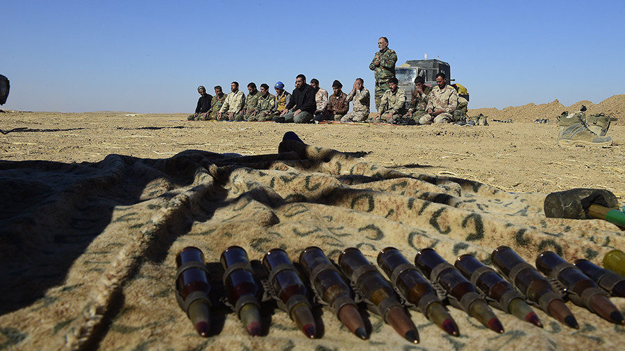 Iraqi soldiers from Peoples Mobilization Forces