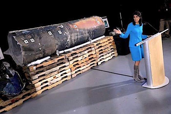 Niki and cylinder