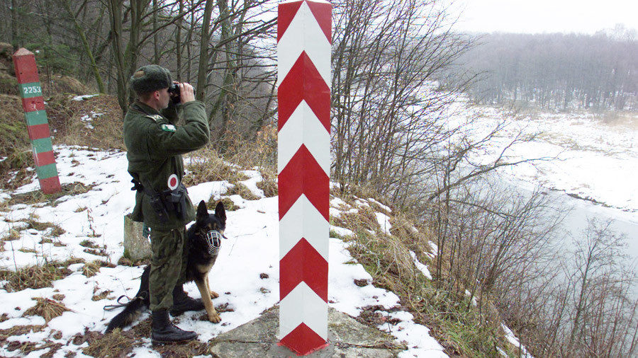 The Polish-Russian border near the village of Ostre Bardo 