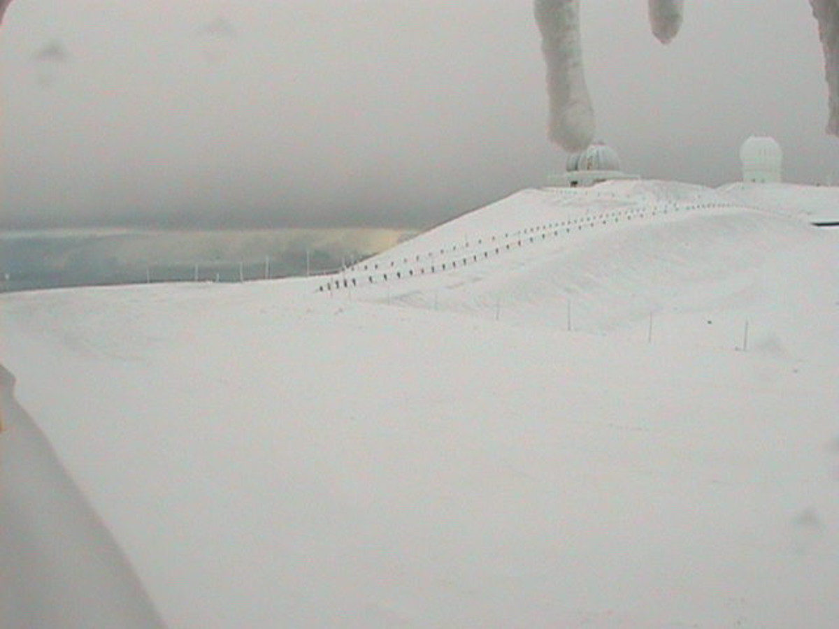 Click to enlarge Keck 1 webcam, aimed NNE
