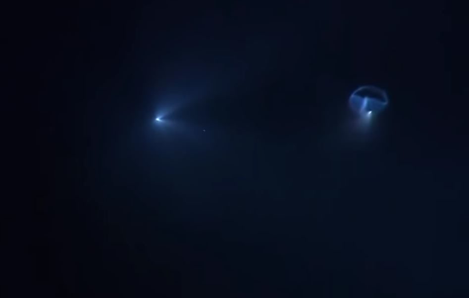 Click to enlarge spacex launch trail