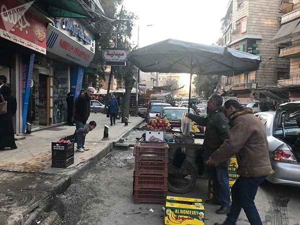 Click to enlarge Citizens in Midan district in Aleppo, Syria