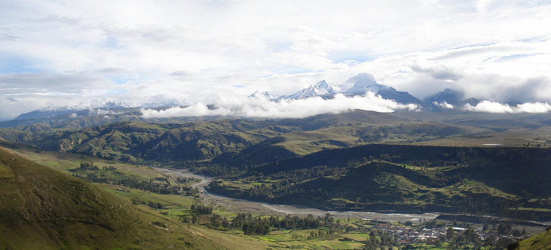 Click to enlarge Santa Valley in Peru