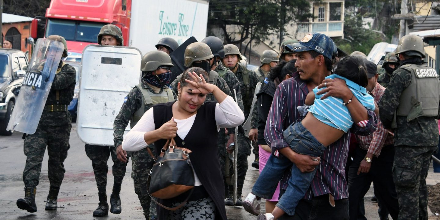Click to enlarge honduran election protests 2017