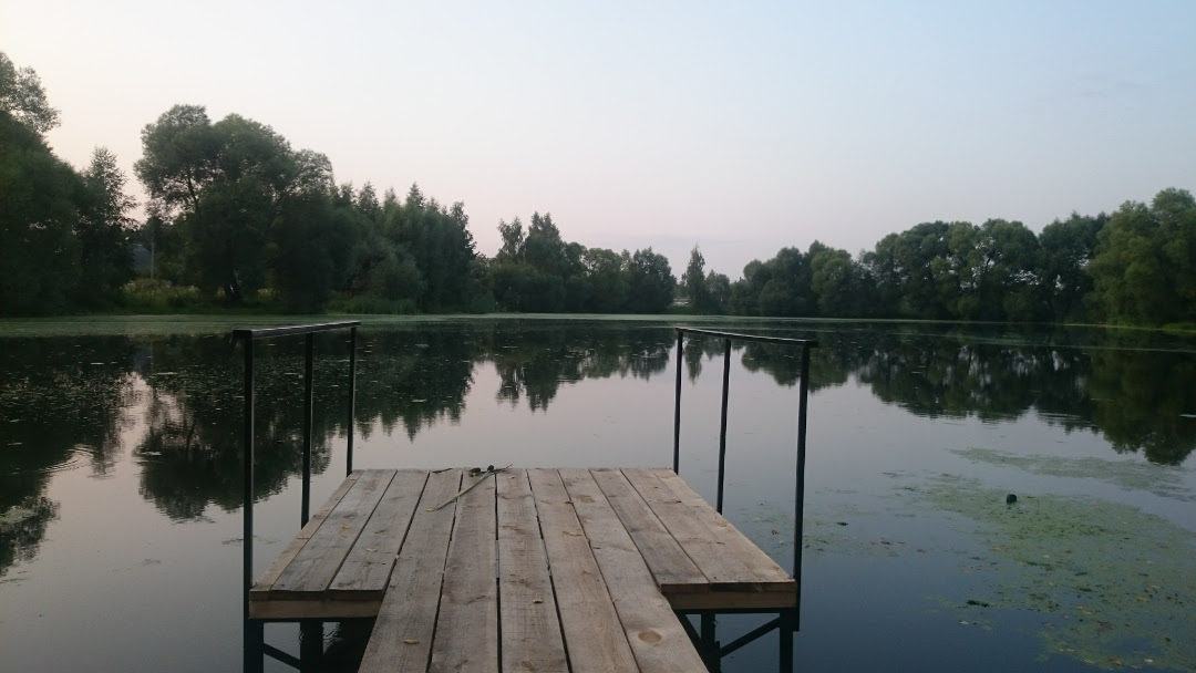 Click to enlarge Dacha Lake in Russia