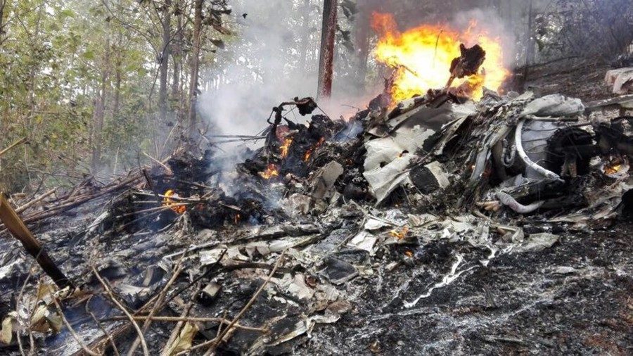 Click to enlarge Plane crash