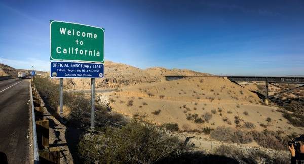 Click to enlarge California sanctuary state signs